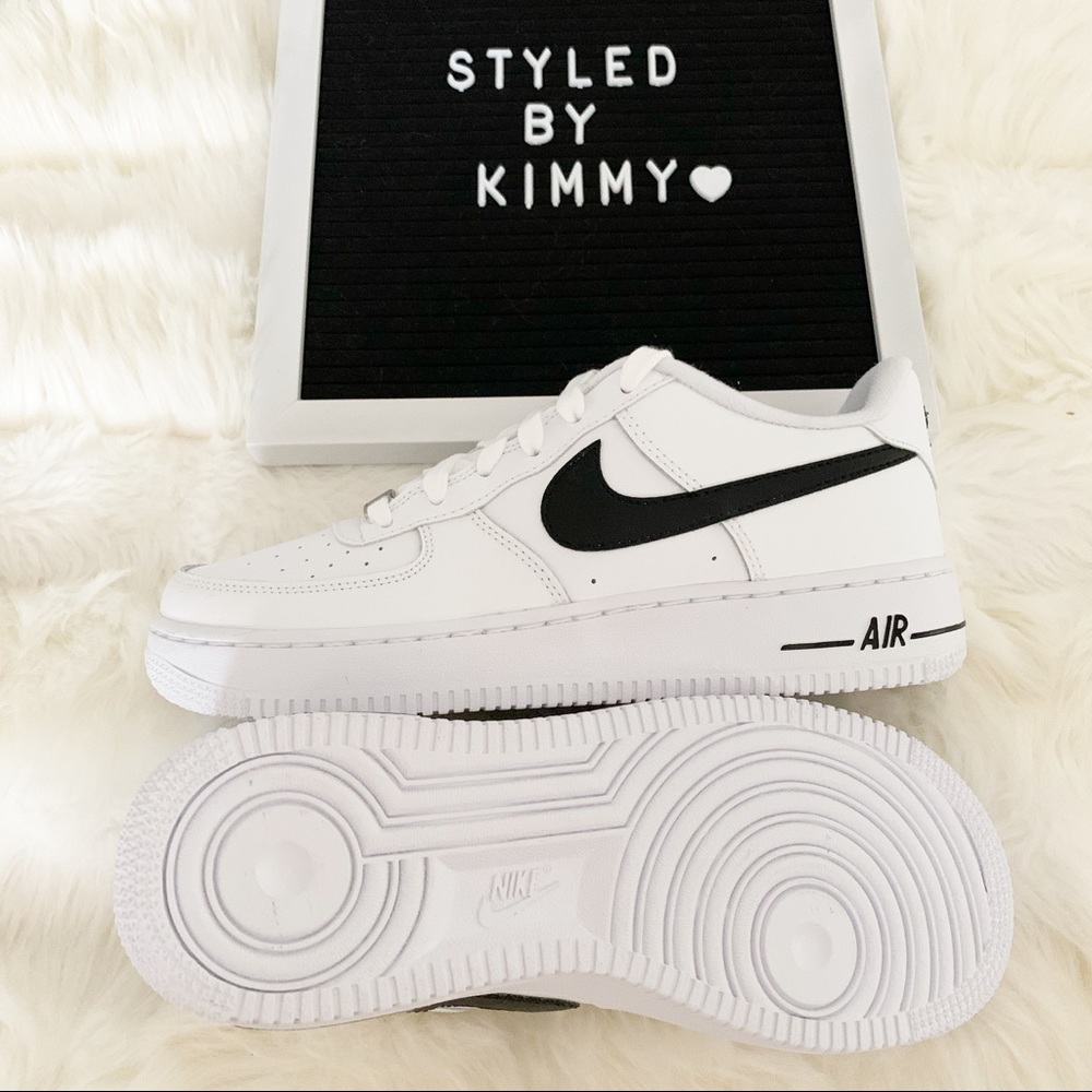 πΈ NIKE AIR FORCE 1 Sneakers Shoes AF1 White Black - Picture 9 of 12